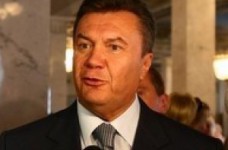 Янукович пообещал больше вузов с усиленной военно-физической подготовкой