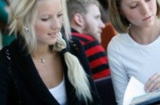 Определены сроки и порядок окончания учебного года в украинских школах