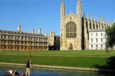 Кембридж открывает магистерскую программу для студентов из Украины