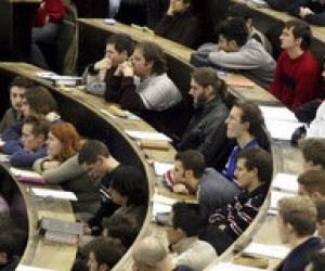 Диплом о высшем образовании к образованности имеет крайне косвенное отношение, - эксперт