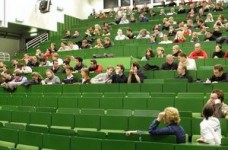 Государство и бизнес вместе будут платить стипендию студентам в Германии