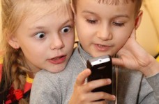 Компания "Киевстар" представила новую услугу "Родительский контроль"