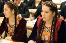 В Украине учится более 4000 туркменских студентов