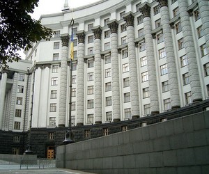 Кабинет Министров обнародовал постановление о введении 20% надбавки педагогам