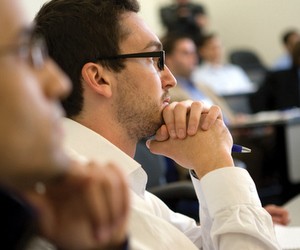 Сокращать ли базовый курс MBA?