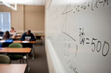 Зачем стипендия студенту?!