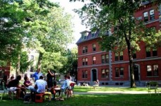 Первый год в университете: чего ожидать за пределами аудитории