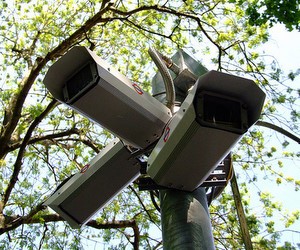 Видеокамеры в школах: практика внедрения видеонаблюдения в учебных заведениях