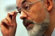 Развивать науку только за счет бюджетного финансирования невозможно, - Табачник