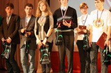 Дополнительные баллы за успехи в учебе получат 687 абитуриентов