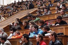 "Укрупнение" высших учебных заведений: реформирование отрасли