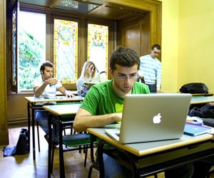 Стипендии на подготовительные программы в вузах Великобритании