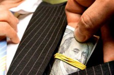 Взятки в вузах: "не отходя от кафедры"