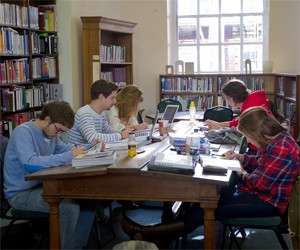 Летние подготовительные и языковые курсы в Великобритании