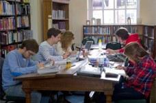 Летние подготовительные и языковые курсы в Великобритании