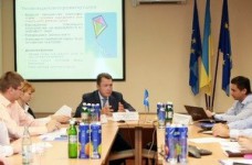 Госзаказ на подготовку IT-специалистов необходимо увеличить, - В. Семиноженко