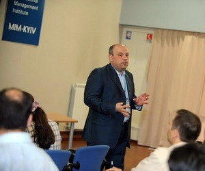 В МИМ-Киев состоялся воркшоп на тему "Управление персоналом: опыт ДТЭК"