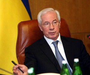 Современному образованию нужно поставить новые задачи, - Азаров