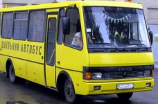 За два года школы должны получить все автобусы