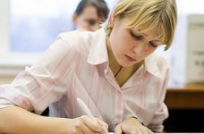 Государство предоставит денежную помощь выпускникам педагогических вузов