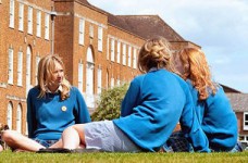 Проживание в семье или школа-пансион?