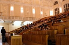 Научная общественность просит Азарова вмешаться в ситуацию вокруг КПИ