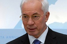 Премьер снова "отчитал" министра образования - в этот раз за его "внимание" к развитию ИТ-отрасли