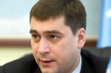 У нас есть университеты, дипломы которых можно смело выбрасывать на помойку, - М. Луцкий