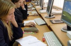 В украинских школах стартует пилотный этап проекта "Открытый мир"