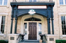 Частная школа Nancy Campbell Collegiate Institute (Канада)