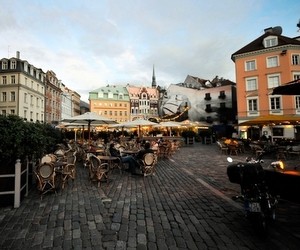 Гранты для обучения на бакалаврской программе по экономике в Латвии