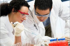 Все больше украинских женщин идет в науку