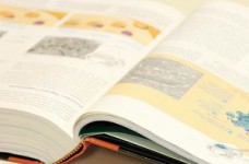 Генпрокуратура проверяет прозрачность закупки учебников Министерством образования