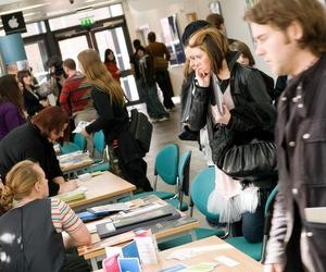 Минобразования просит вузы включить студентов в состав приемных комиссий