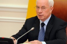 Оздоровлением и отдыхом обеспечат 2,7 млн школьников, - Азаров