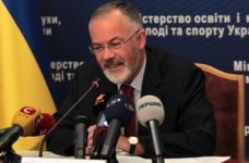 Министр будет лично контролировать подключение вузов к электронной базе по вопросам образования