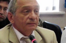 На программы бакалаврата абитуриенты подали 890 000 заявлений