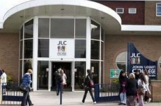 Украинская школьница ознакомилась с обучением в John Leggott College