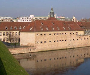 Самые дорогие вузы Франции