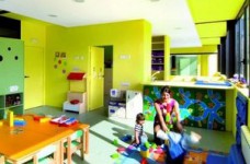 Более 800 украинских детсадов используется не по назначению - Табачник