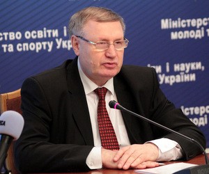 В Минобразования гордятся преодолением компьютерной безграмотности учителей