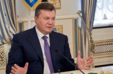 Президент поручил правительству решить актуальные вопросы студенчества