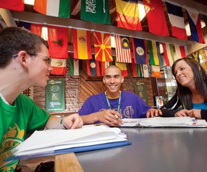 Конкурс для старшеклассников «За дипломом — в Америку!»