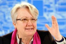 Министра образования Германии хотят лишить ученой степени