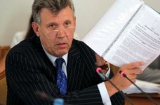 Кивалову все равно, чей закон примут