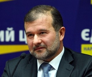 Балога хочет знать, почему не увеличиваются студенческие стипендии