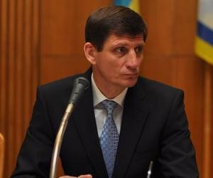 Правительство дискриминирует работников образования, - Свобода