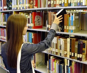 Минобразования снова заказало дорогие учебники