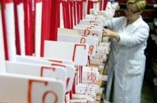 Минобразования не хочет отменять медицинские справки для абитуриентов