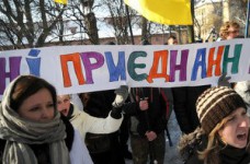 Решение об объединении двух львовских университетов отменят